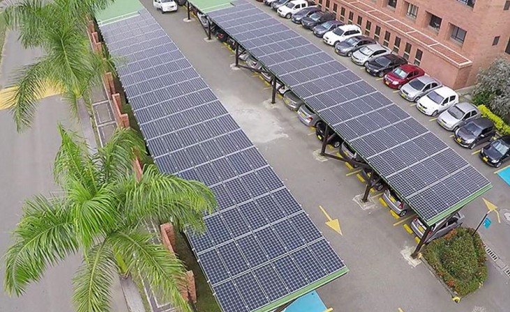 paneles solares universidad autonoma de occidente cali